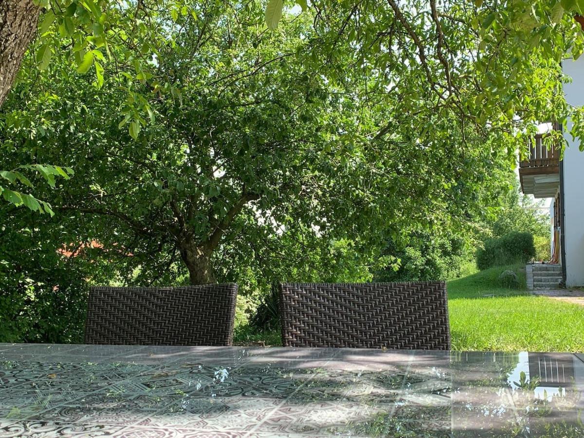 Alpenblick Nahe Muenchen Mit Outdoor Whirlpool - 21 Min Von Muenchen Mit Zug Assling エクステリア 写真