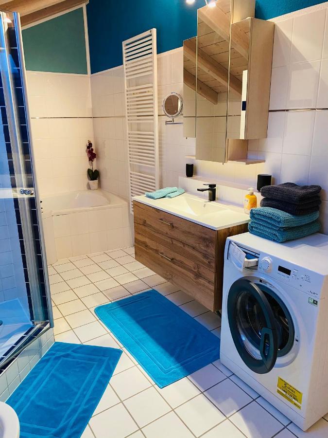 Alpenblick Nahe Muenchen Mit Outdoor Whirlpool - 21 Min Von Muenchen Mit Zug Assling エクステリア 写真
